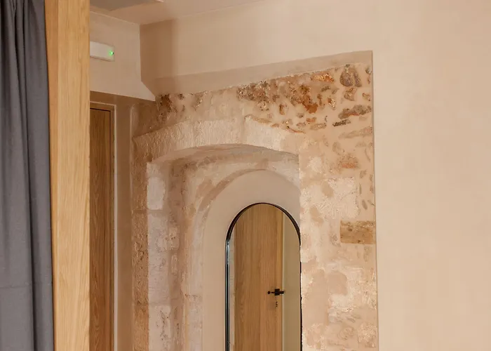 Hotel Monastery Estate Venetian Harbor