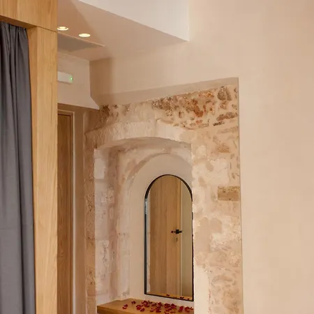 Hotel Monastery Estate Venetian Harbor