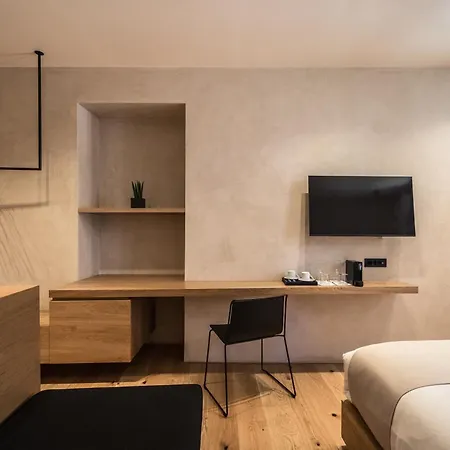 ホテル Monastery Estate Venetian Harbor