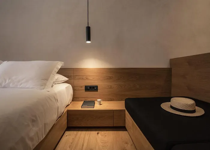 ホテル Monastery Estate Venetian Harbor 5*