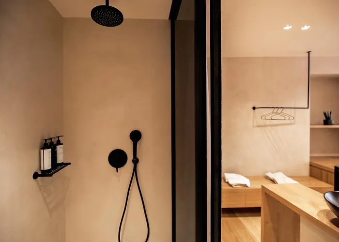 Monastery Estate Venetian Harbor ホテル 5*