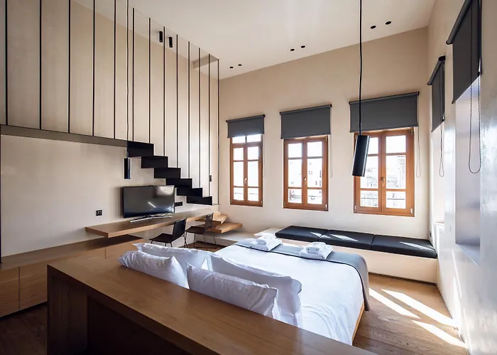 ホテル Monastery Estate Venetian Harbor 5*